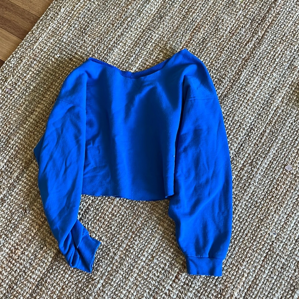 Royal blue cropped crew neck